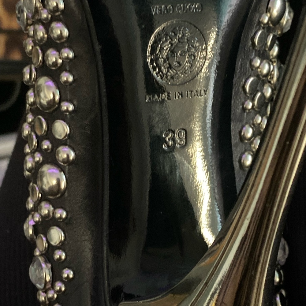 Versace Black Leather Studded Pumps with Silver-Tone Hardware